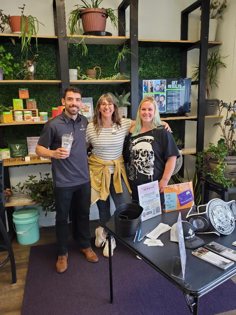 Gallery photos for Four Seasons Junk Pops Up at Root Down Nutrition in Lakeville: Image #1